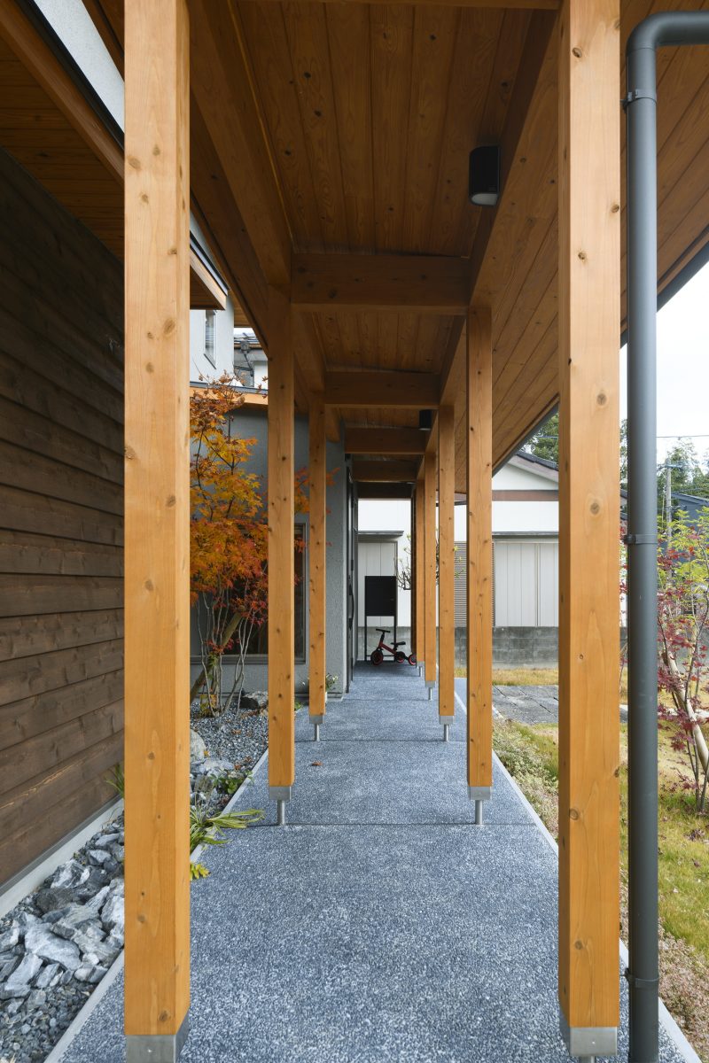 アプローチ | 坪庭のある家　