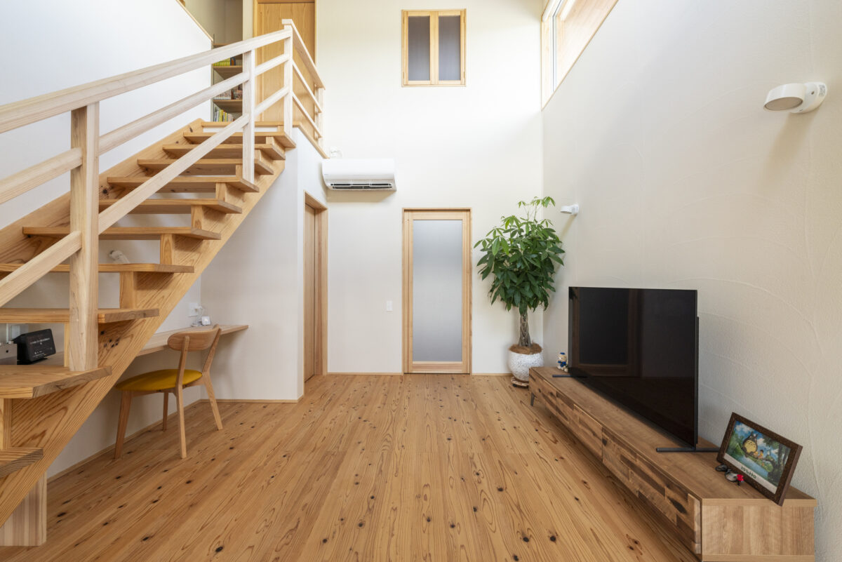  | 憩いの庭を眺める住まい
