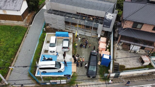 T様邸上棟と餅投げ　（福岡注文住宅を建てるには）
